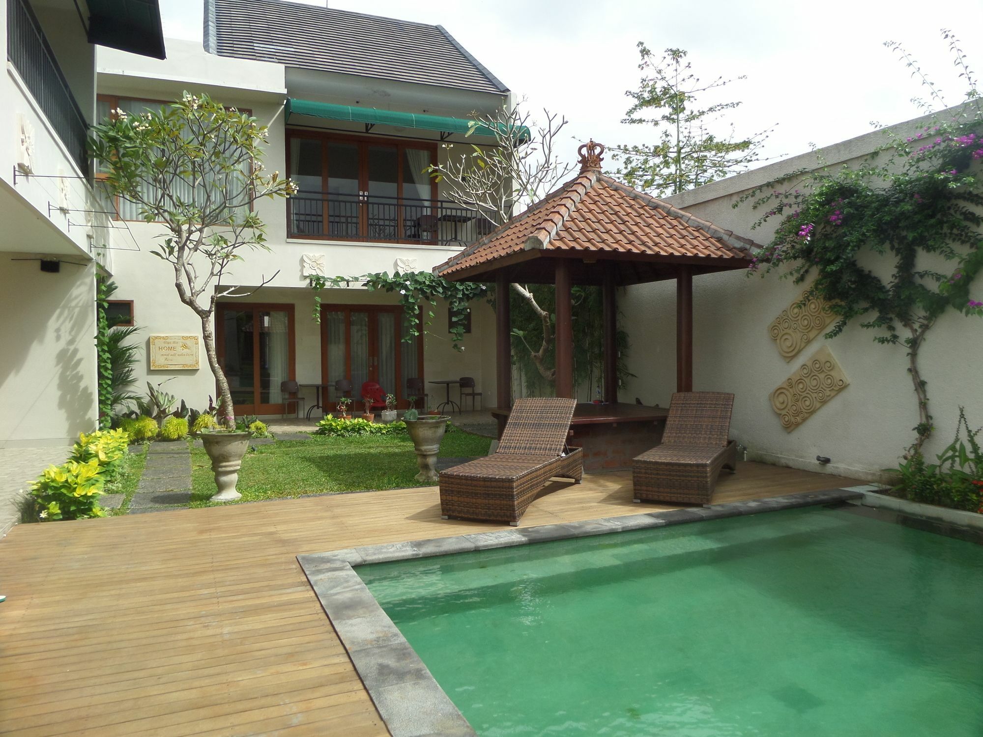 Royal Majesty Villas Kuta Lombok Zewnętrze zdjęcie